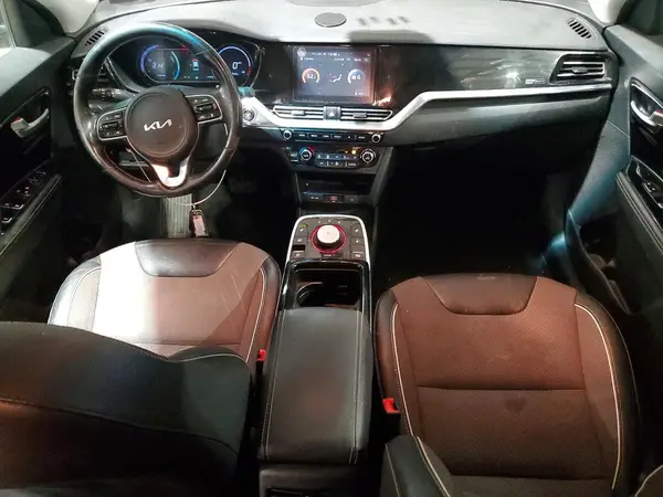 KNDCC3LG9N5158670 2022 KIA NIRO - Image 8