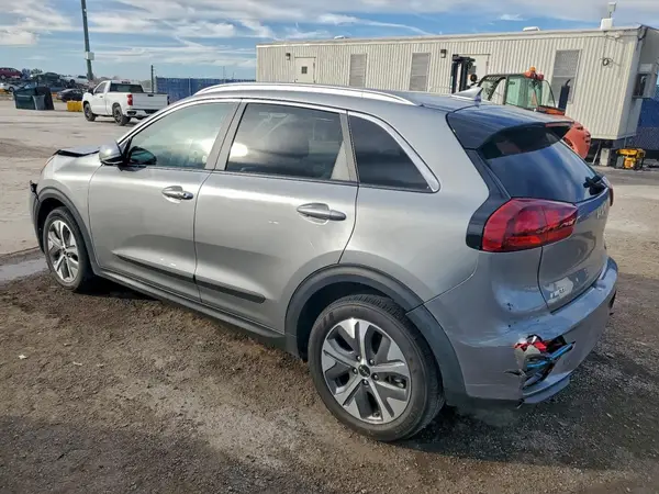 KNDCC3LG9N5159947 2022 KIA NIRO - Image 2