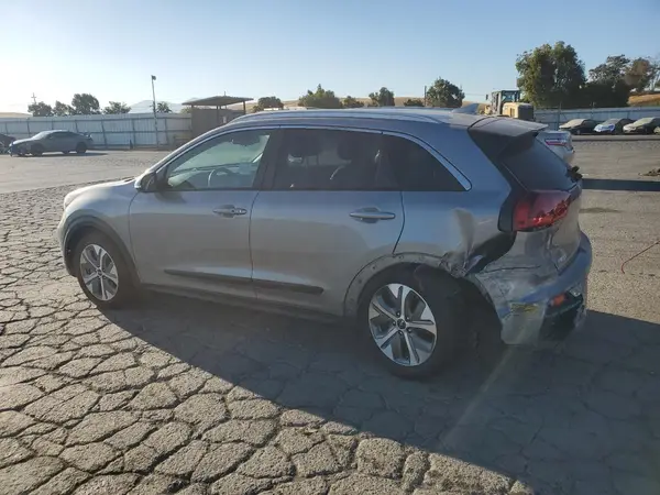 KNDCC3LG9N5160208 2022 KIA NIRO - Image 2