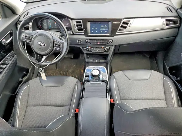 KNDCC3LGXK5008126 2019 KIA NIRO - Image 8