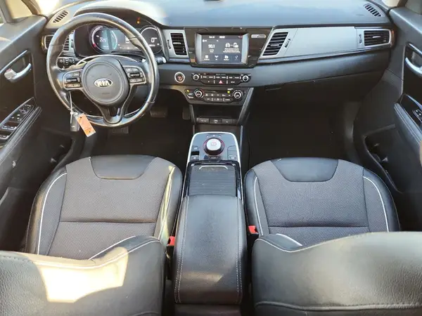 KNDCC3LGXK5024293 2019 KIA NIRO - Image 8