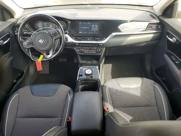 KNDCC3LGXL5039927 2020 KIA NIRO - Image 8