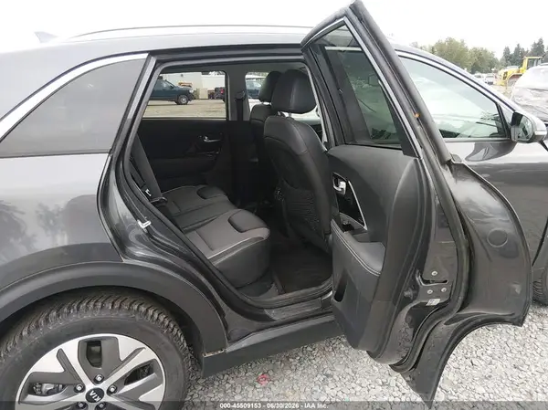 KNDCC3LGXL5047428 2020 KIA NIRO - Image 8