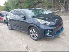 KNDCC3LGXL5061085 2020 KIA NIRO
