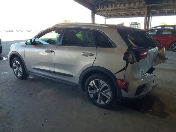 KNDCC3LGXL5062530 2020 KIA NIRO - Image 2