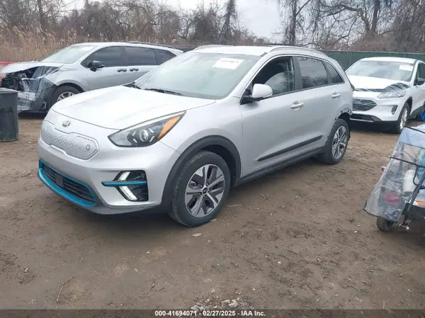 KNDCC3LGXL5076508 2020 KIA NIRO - Image 2