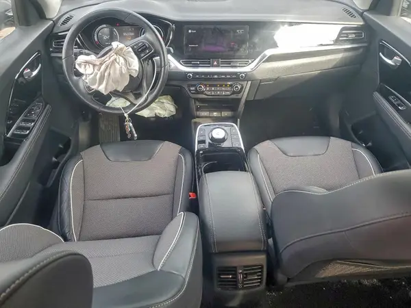 KNDCC3LGXN5125242 2022 KIA NIRO - Image 8