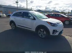 KNDCC3LGXN5139898 2022 KIA NIRO