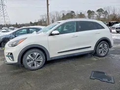 KNDCC3LGXN5159861 2022 KIA NIRO