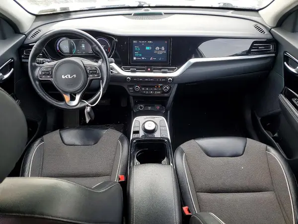 KNDCC3LGXN5159861 2022 KIA NIRO - Image 8