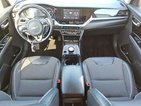 KNDCC3LGXN5160041 2022 KIA NIRO - Image 8