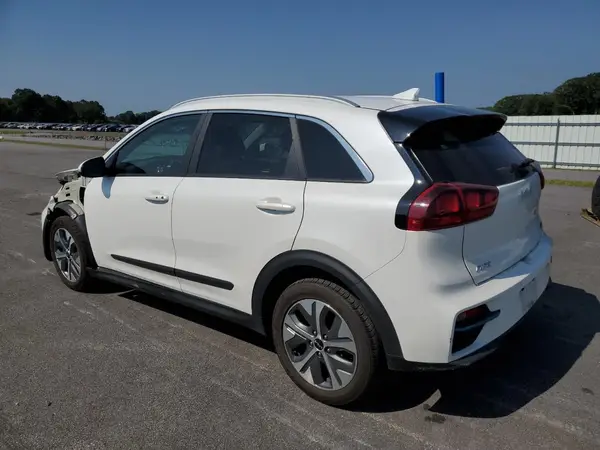 KNDCC3LGXN5160055 2022 KIA NIRO - Image 2