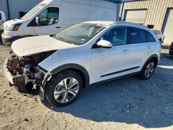 KNDCC3LGXN5160878 2022 KIA NIRO