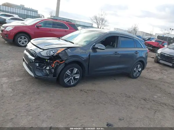 KNDCD3LD0L5387853 2020 KIA NIRO - Image 2