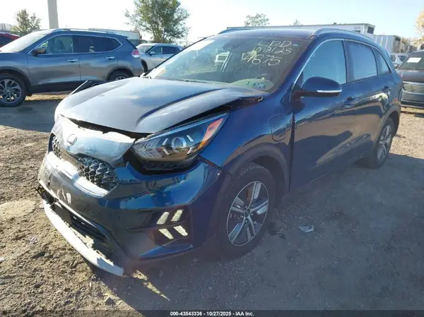 KNDCD3LD0M5484875 2021 KIA NIRO - Image 2