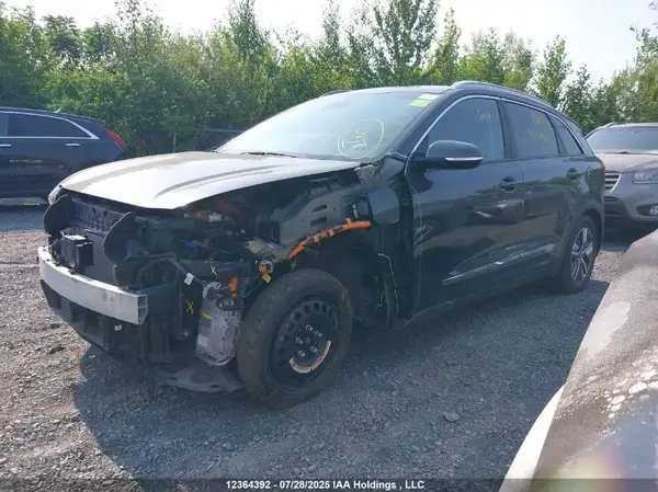 KNDCD3LD0N5544607 2022 KIA NIRO - Image 2