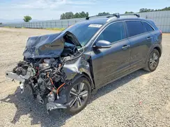 KNDCD3LD0N5547779 2022 KIA NIRO