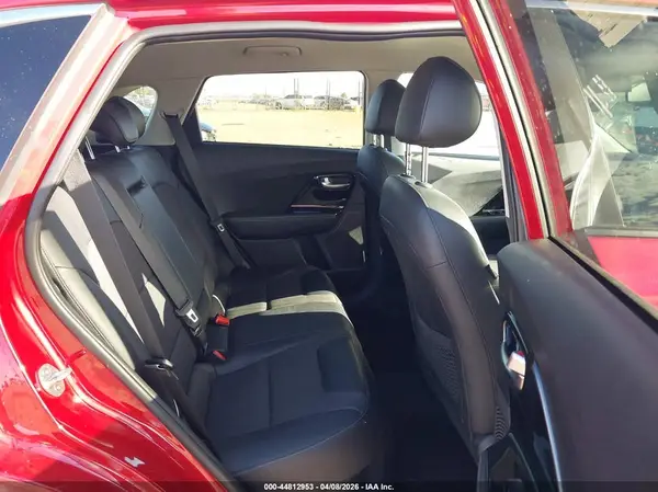 KNDCD3LD1L5395136 2020 KIA NIRO - Image 8