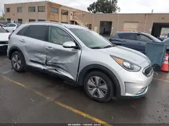 KNDCD3LD2K5254526 2019 KIA NIRO