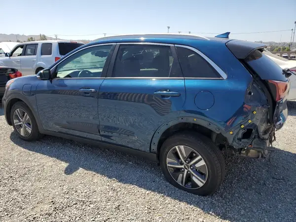 KNDCD3LD2N5518865 2022 KIA NIRO - Image 2
