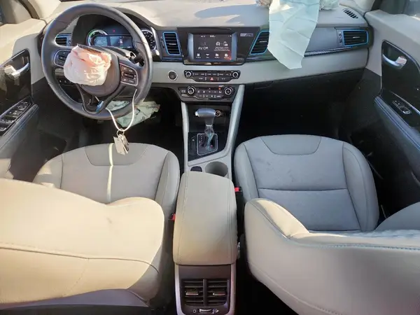 KNDCD3LD3K5315480 2019 KIA NIRO - Image 8