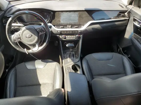 KNDCD3LD3L5395574 2020 KIA NIRO - Image 8