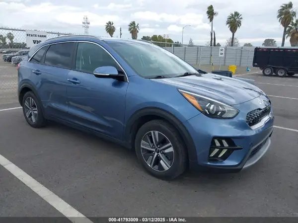 KNDCD3LD3N5520866 2022 KIA NIRO - Image 1