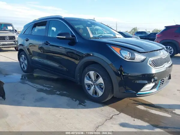 KNDCD3LD4K5236223 2019 KIA NIRO - Image 1