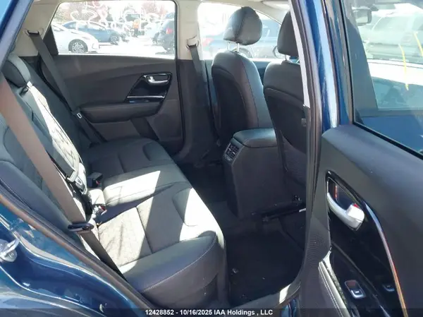 KNDCD3LD4K5303404 2019 KIA NIRO - Image 8