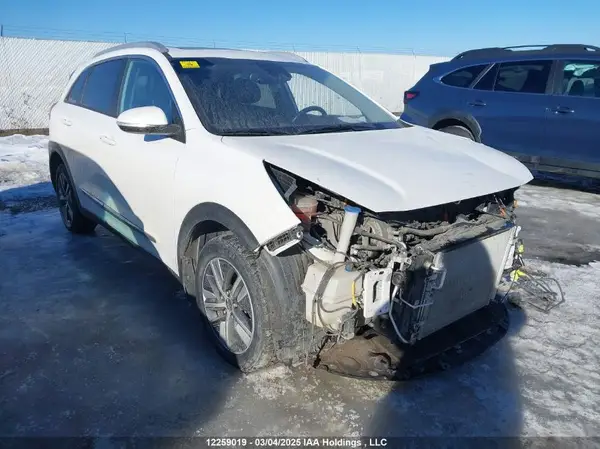 KNDCD3LD4N5495797 2022 KIA NIRO - Image 1