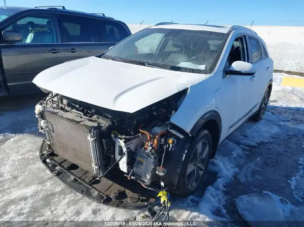 KNDCD3LD4N5495797 2022 KIA NIRO - Image 2