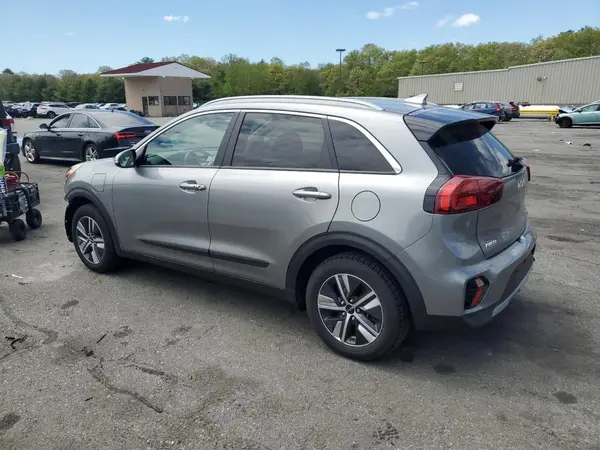 KNDCD3LD5N5489443 2022 KIA NIRO - Image 2