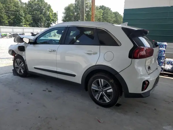 KNDCD3LD5N5517497 2022 KIA NIRO - Image 2