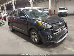 KNDCD3LD5N5545283 2022 KIA NIRO