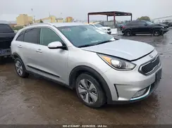 KNDCD3LD6K5251211 2019 KIA NIRO