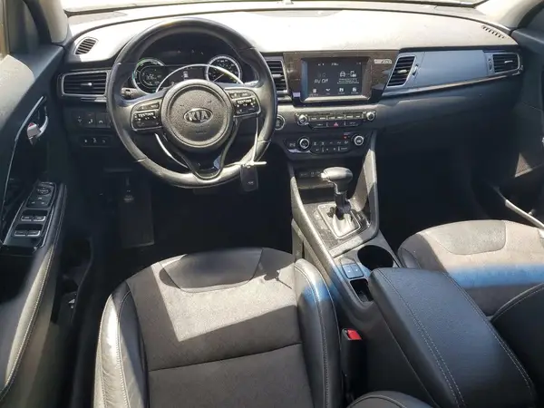KNDCD3LD6K5316140 2019 KIA NIRO - Image 8