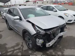 KNDCD3LD6L5406342 2020 KIA NIRO