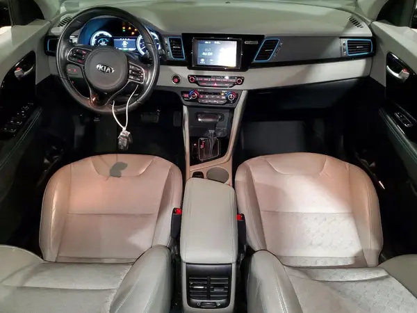 KNDCD3LD7J5144683 2018 KIA NIRO - Image 8