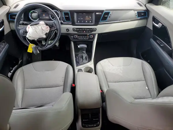 KNDCD3LD7K5304935 2019 KIA NIRO - Image 8
