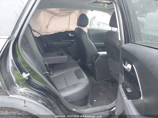 KNDCD3LD7N5541493 2022 KIA NIRO - Image 8
