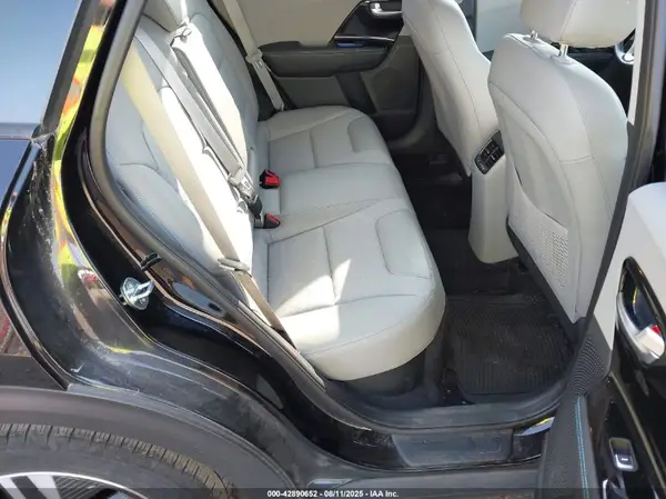 KNDCD3LD8M5462896 2021 KIA NIRO - Image 8