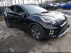 KNDCD3LD8N5547870 2022 KIA NIRO