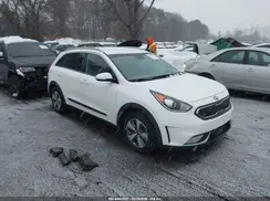 KNDCD3LD9K5237187 2019 KIA NIRO