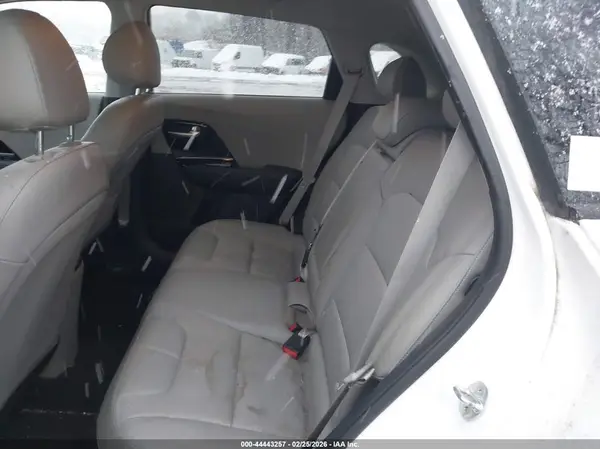 KNDCD3LD9K5237187 2019 KIA NIRO - Image 8
