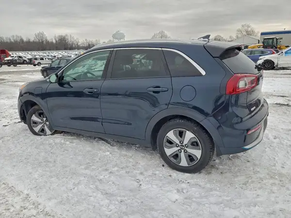 KNDCD3LD9K5267287 2019 KIA NIRO - Image 2