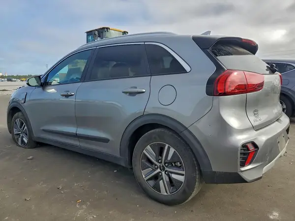 KNDCD3LD9N5516756 2022 KIA NIRO - Image 2