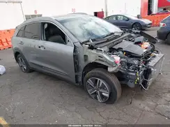 KNDCD3LD9N5531094 2022 KIA NIRO