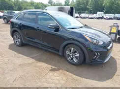 KNDCD3LD9N5532374 2022 KIA NIRO