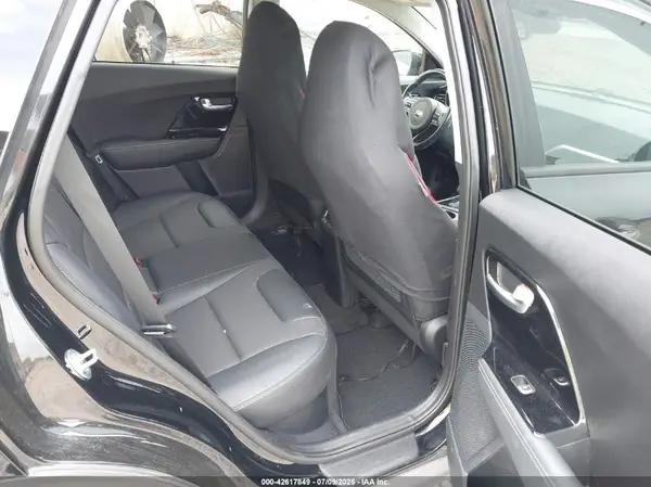 KNDCD3LDXL5387861 2020 KIA NIRO - Image 8