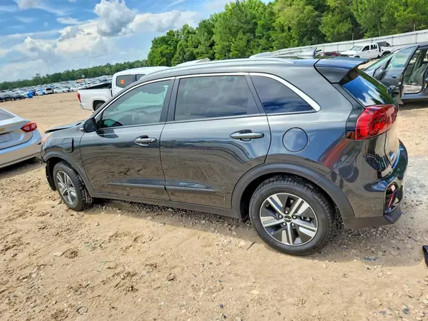KNDCD3LDXN5547188 2022 KIA NIRO - Image 2